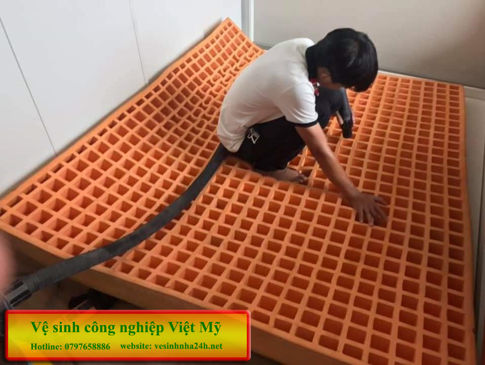 Dịch vụ vệ sinh nệm, chăn ga gối tại nhà HCM