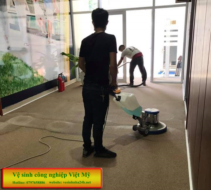 Dịch vụ vệ sinh thảm văn phòng nhanh chóng HCM