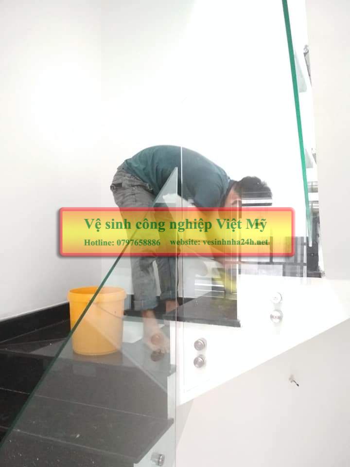 Dịch vụ vệ sinh nhà ở trọn gói